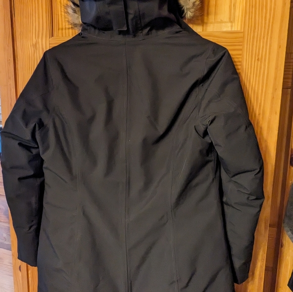 Edie Bauer Women's Olympia Waterproof Down Stadium Jacket - Picture 11 of 16